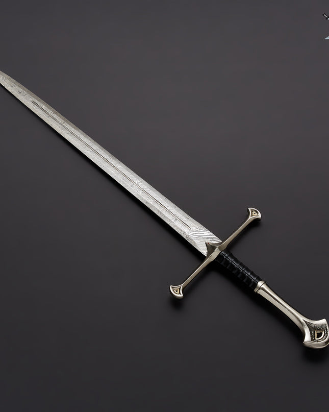 Handmade Damascus Steel Anduril Sword Lord of Rings Sword Replica with Leather Sheath
